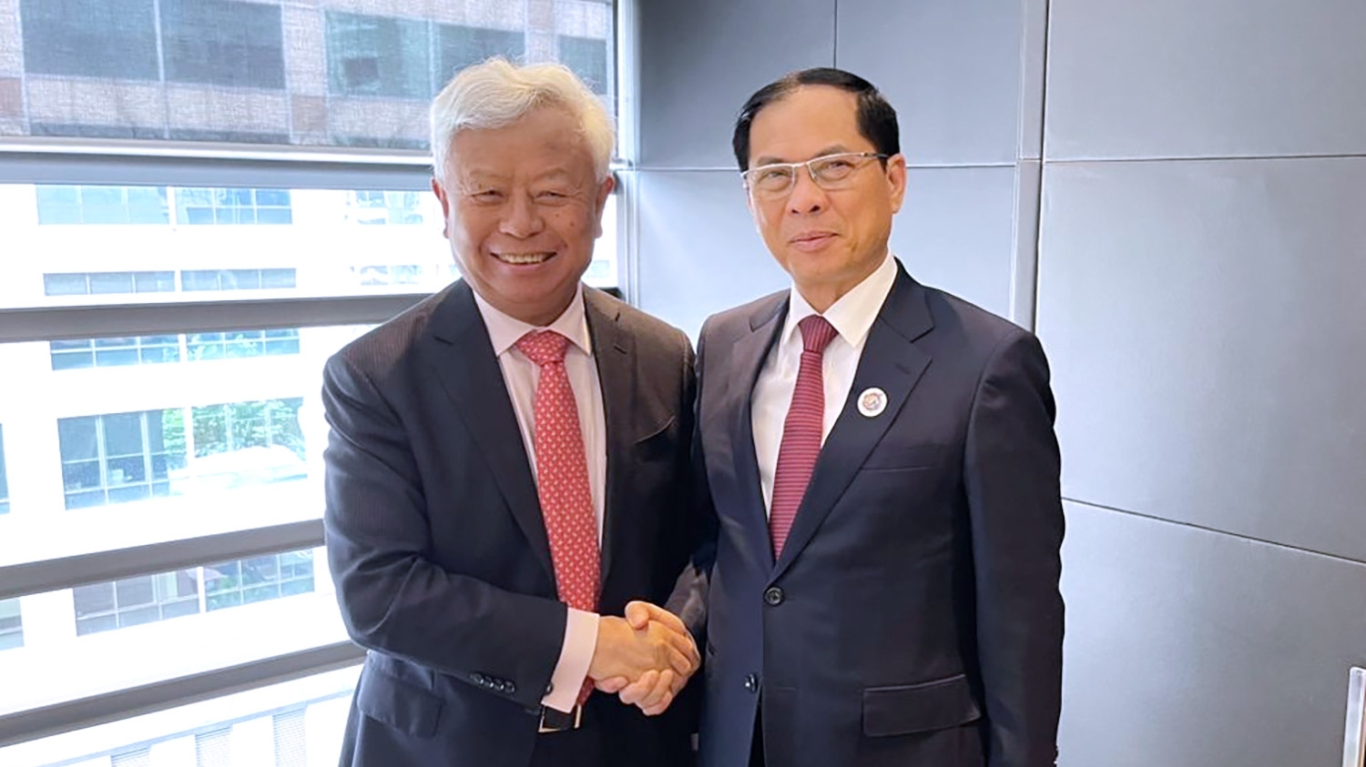 aiib san sang ho tro phat trien cac du an co so ha tang trong diem tai viet nam