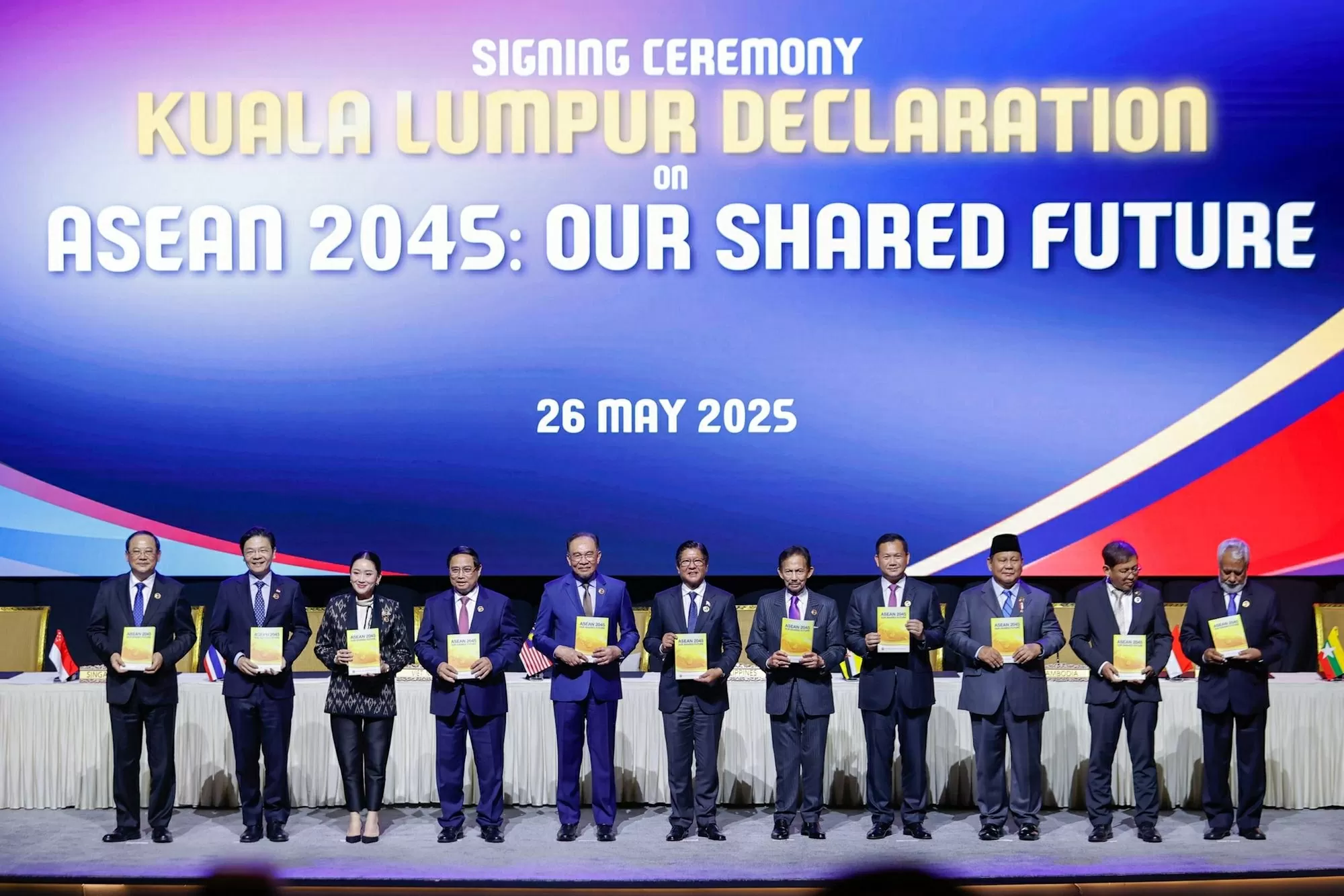 30 năm Việt Nam gia nhập ASEAN: Khẳng định vị thế ngày càng mang tính dẫn dắt
