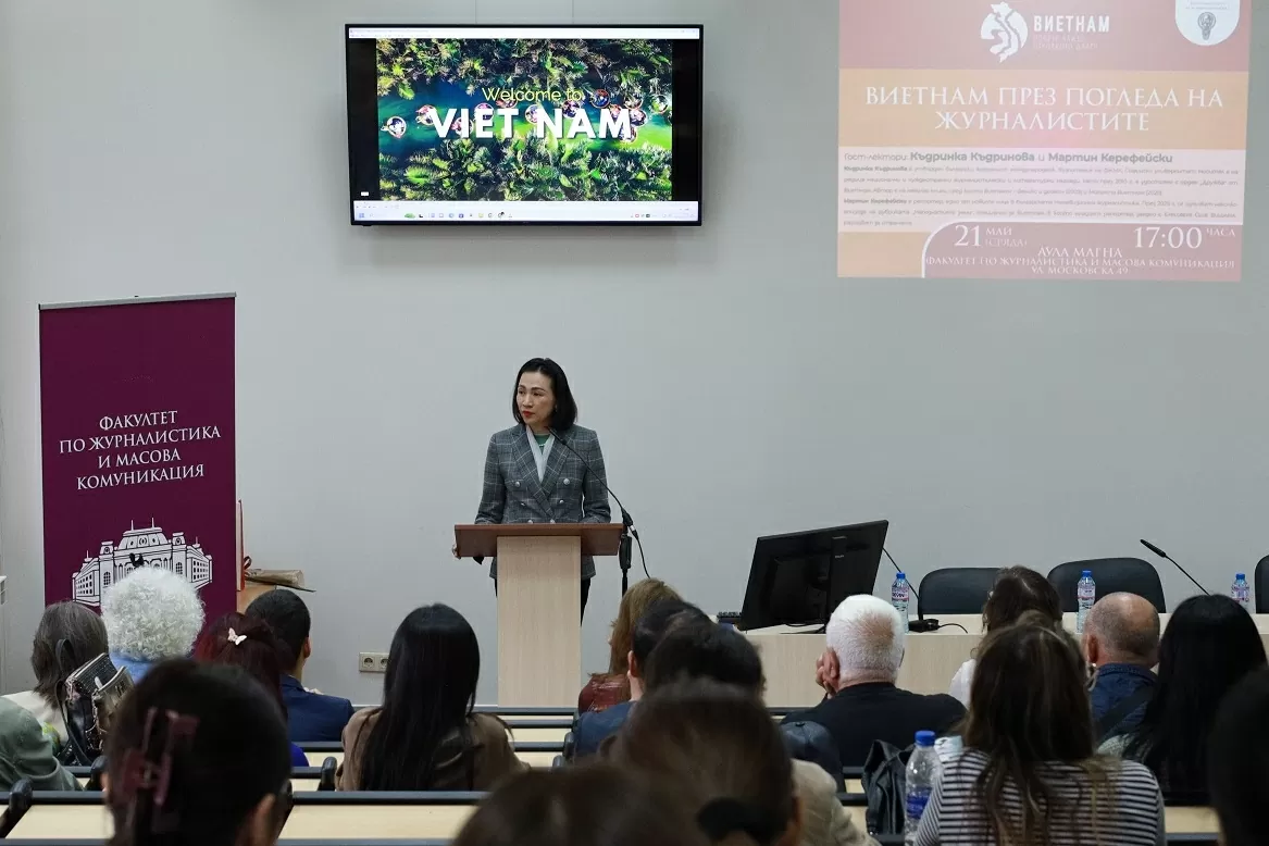 Đại sứ Nguyễn Thị Minh Nguyệt phát biểu tại Tọa đàm.