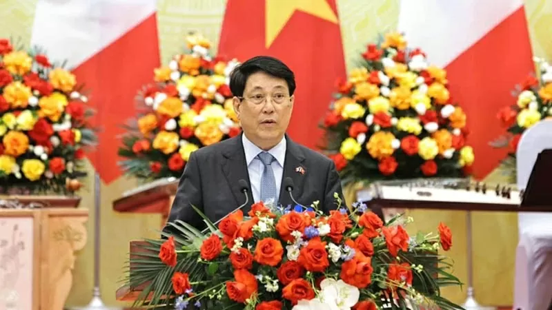 Chủ tịch nước Lương Cường chủ trì chiêu đãi cấp Nhà nước Tổng thống Pháp