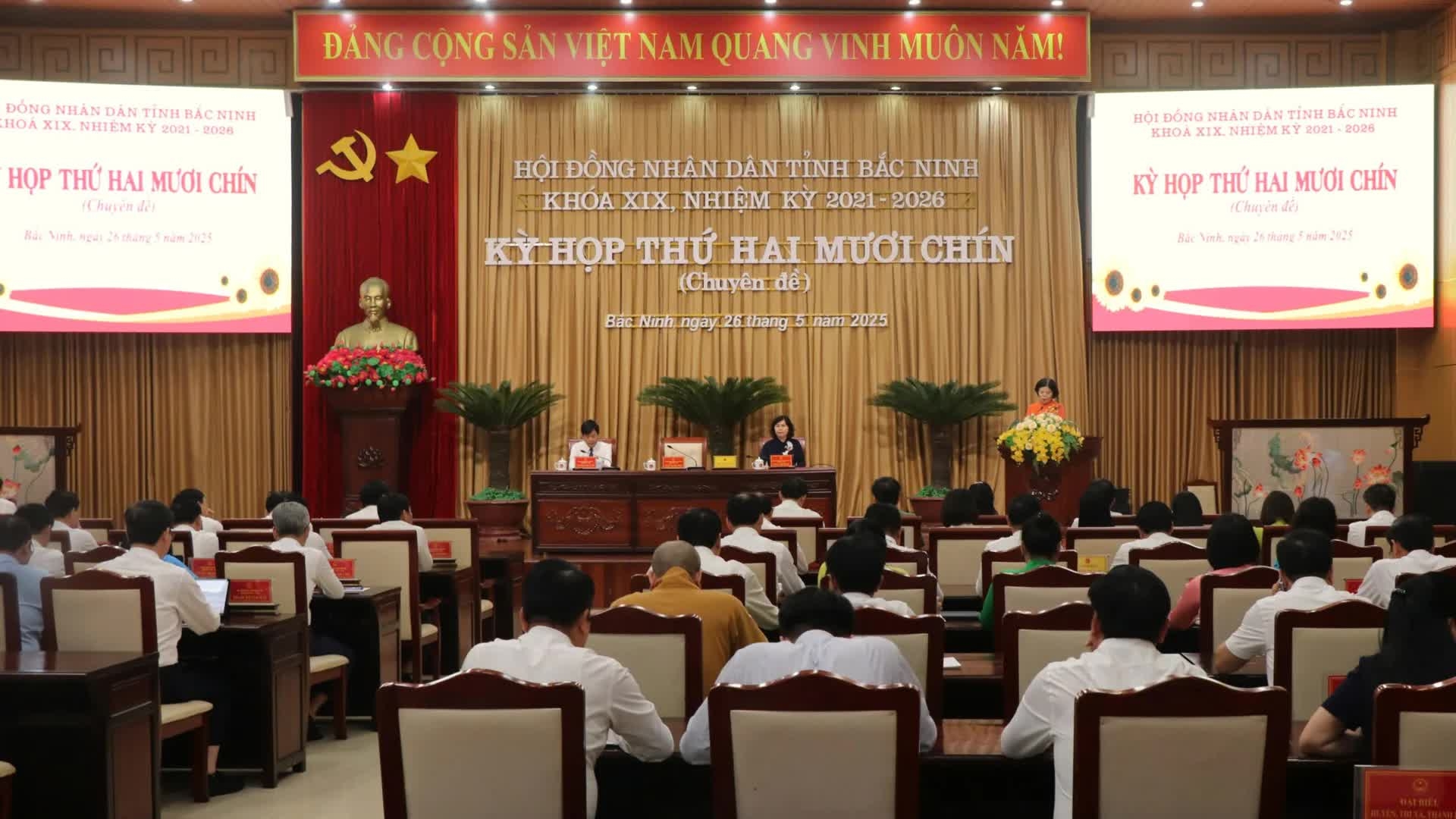 Đưa Bắc Ninh thành trung tâm đào tạo đại học, sau đại học, gắn với nghiên cứu, đổi mới sáng tạo
