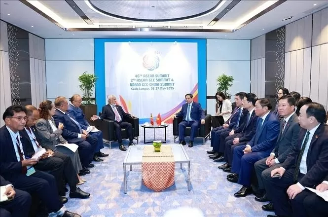 Thủ tướng Phạm Minh Chính: Việt Nam luôn sẵn sàng chia sẻ kinh nghiệm phát triển kinh tế - xã hội với Timor-Leste Thủ tướng Phạm Minh Chính: Việt Nam luôn sẵn sàng chia sẻ kinh nghiệm phát triển kinh tế - xã hội với Timor-Leste