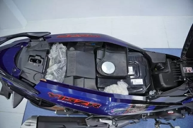 Bình xăng dung tích 4,2 lít