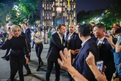 Tổng thống Pháp Emmanuel Macron và Phu nhân đã làm gì tại Việt Nam?