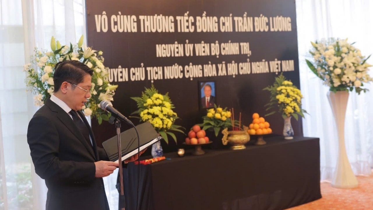 tuong niem nguyen chu tich nuoc tran duc luong tai osaka nhat ban