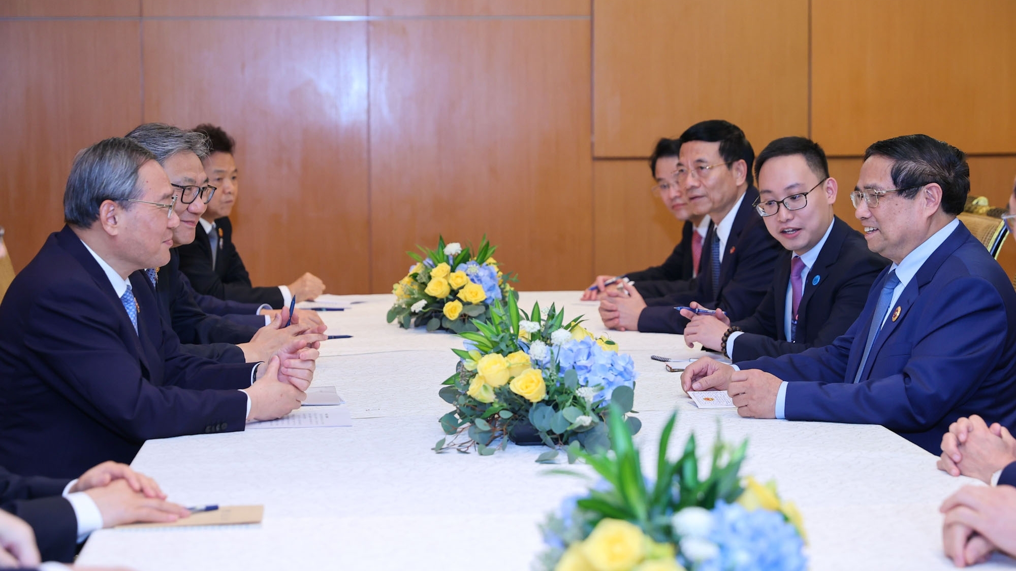 Thủ tướng Chính phủ Phạm Minh Chính hội đàm với Thủ tướng Trung Quốc Lý Cường