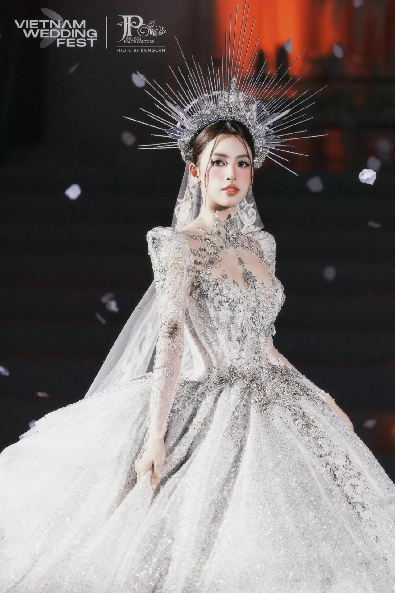 Hoa hậu Trần Tiểu Vy