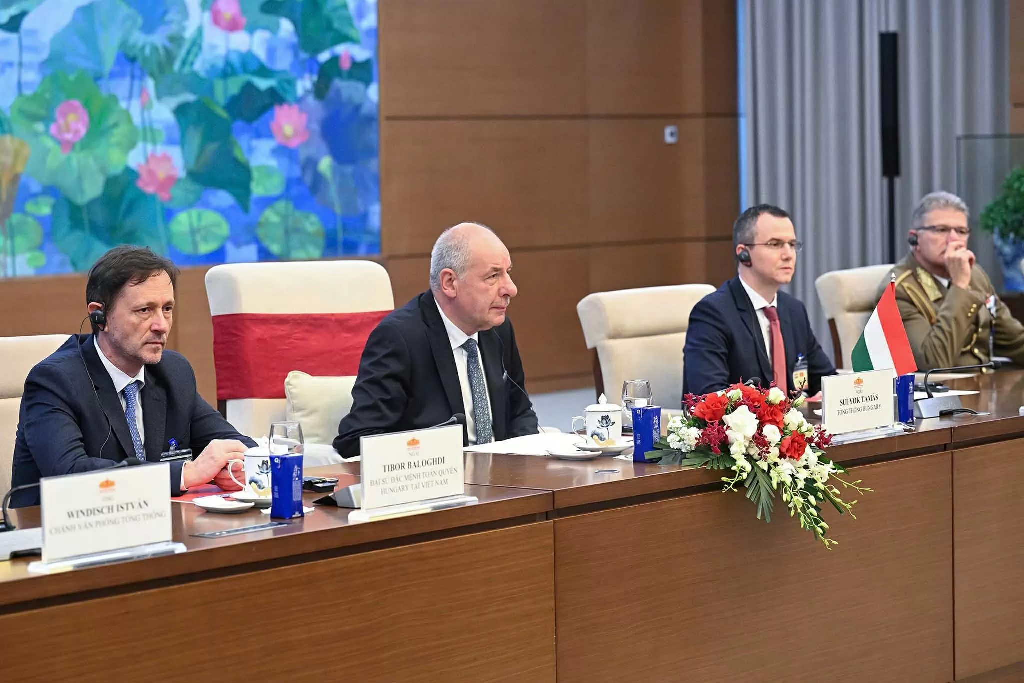 Chủ tịch Quốc hội Trần Thanh Mẫn hội kiến Tổng thống Hungary Sulyok Tamas