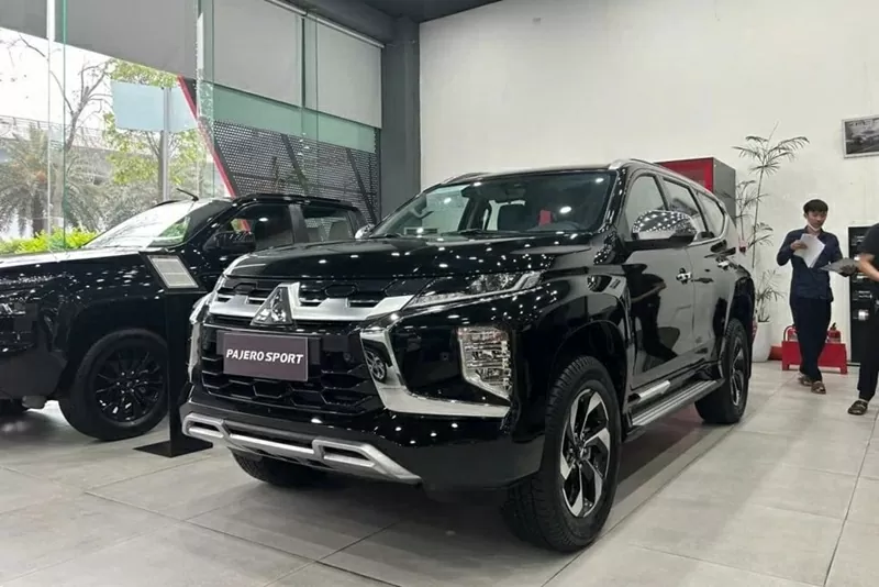Mitsubishi Pajero Sport Mitsubishi Pajero Sport