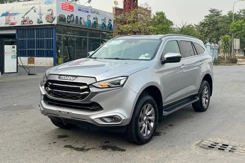 Isuzu mu-X