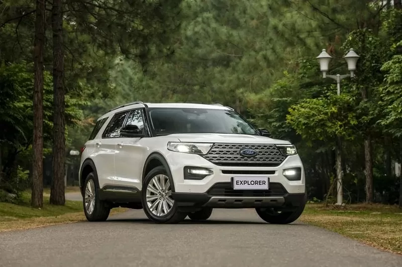 Ford Explorer Ford Explorer