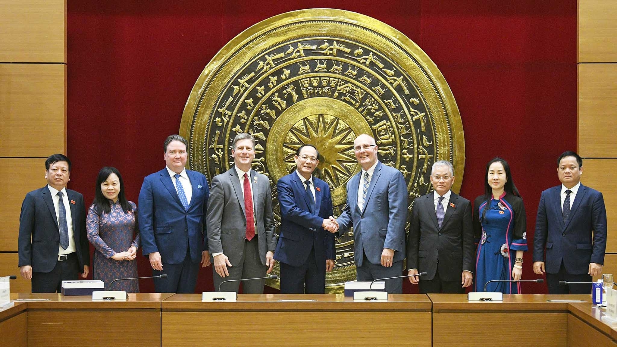 Hạ nghị sĩ John Moolenaar: Việt Nam là đối tác quan trọng của Hoa Kỳ trong khu vực