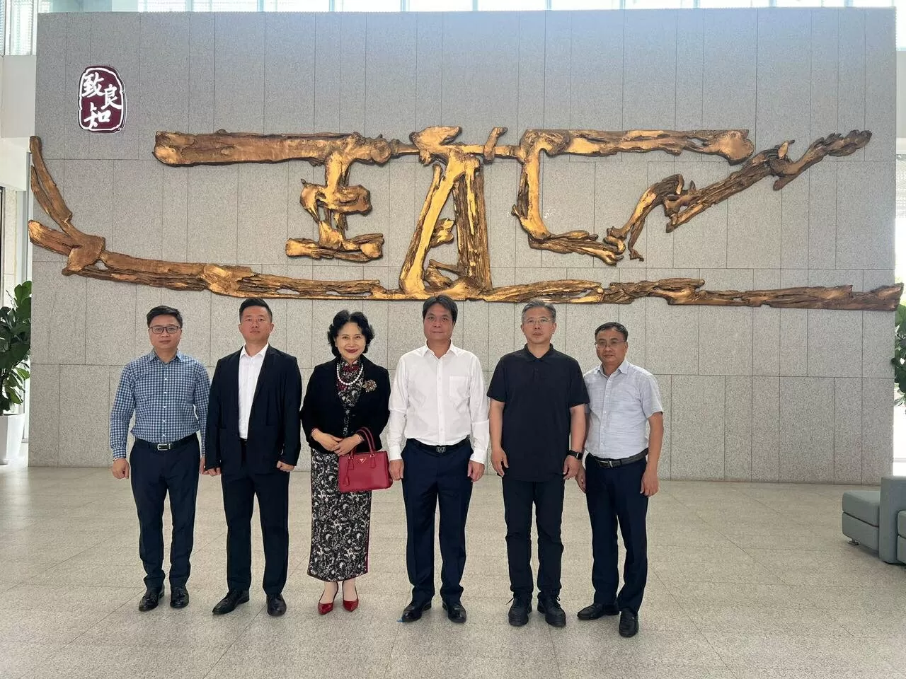 Tăng cường hợp tác giữa các trường đại học, cơ sở nghiên cứu và các doanh nghiệp tư nhân Việt Nam-Thâm Quyến, Trung Quốc