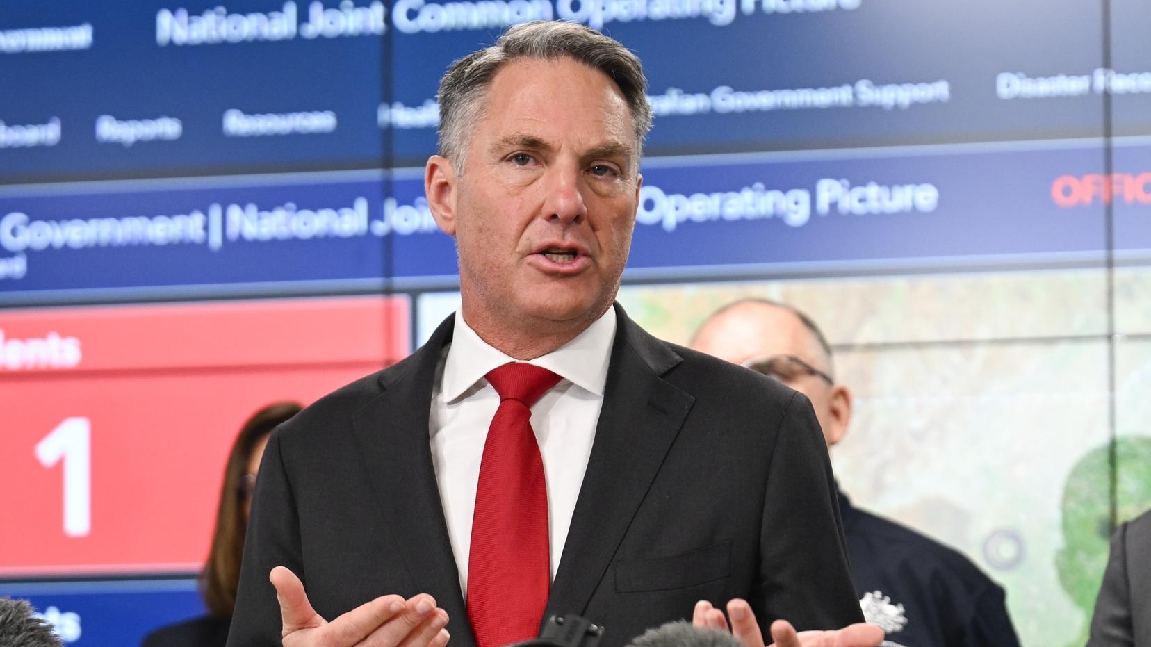 Các bộ trưởng quốc phòng Mỹ, Australia và Nhật Bản hội đàm ba bên bên lề Đối thoại Shangri-La