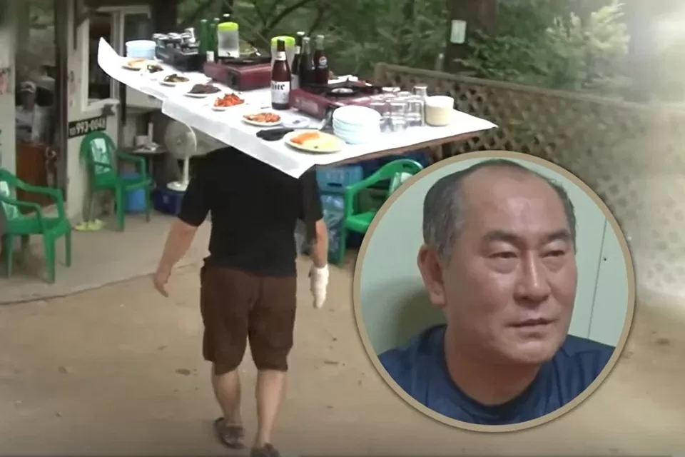 Hàn Quốc: Chủ nhà hàng giữ thăng bằng đội bàn ăn phục vụ thực khách Hàn Quốc: Chủ nhà hàng giữ thăng bằng đội bàn ăn phục vụ thực khách