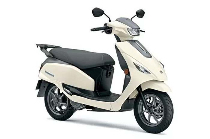 e-Address được Suzuki trang bị nhiều công nghệ hiện đại 