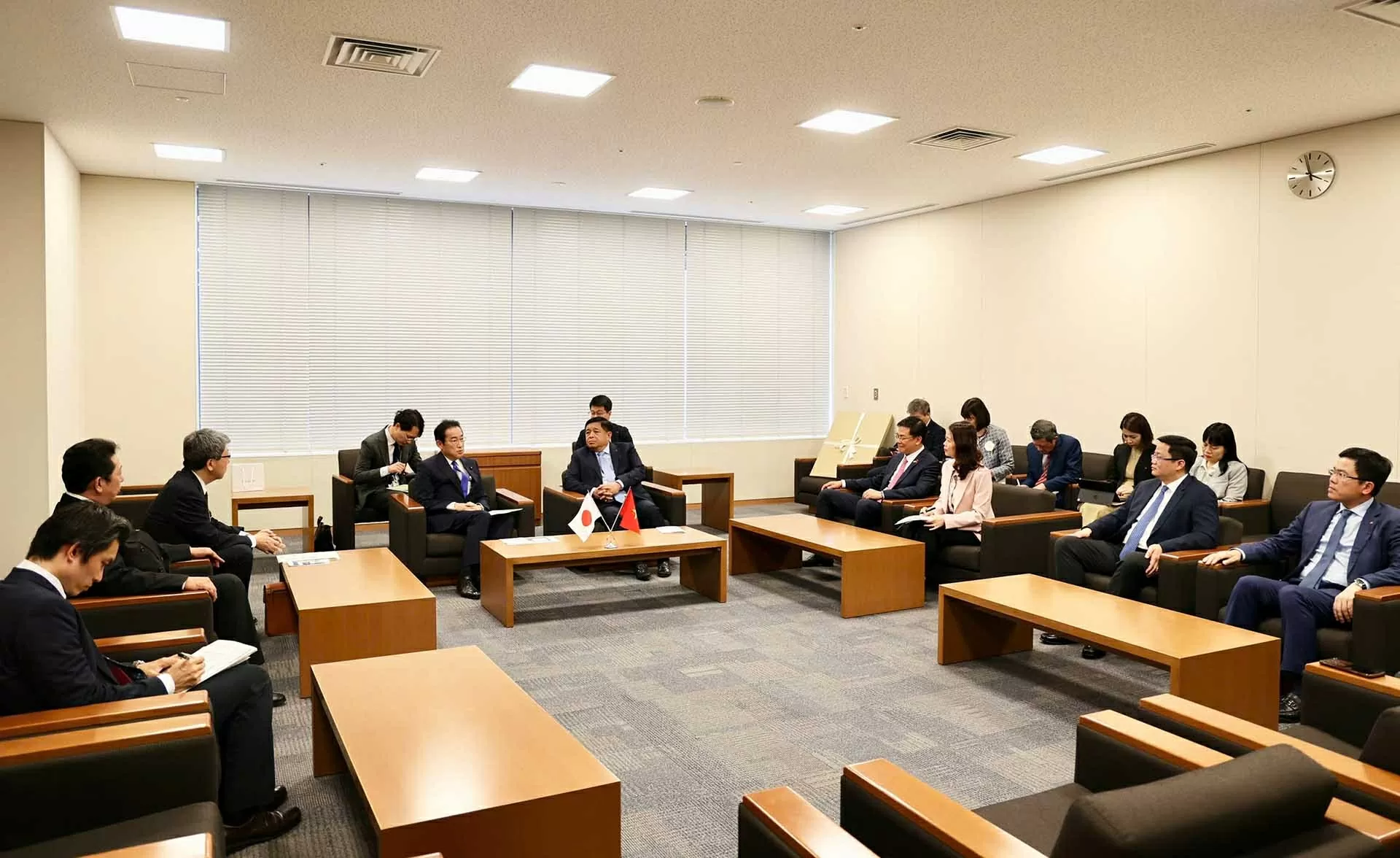 Nhật Bản mong muốn đồng hành, hỗ trợ Việt Nam thực hiện các mục tiêu phát triển Nhật Bản mong muốn đồng hành, hỗ trợ Việt Nam thực hiện các mục tiêu phát triển