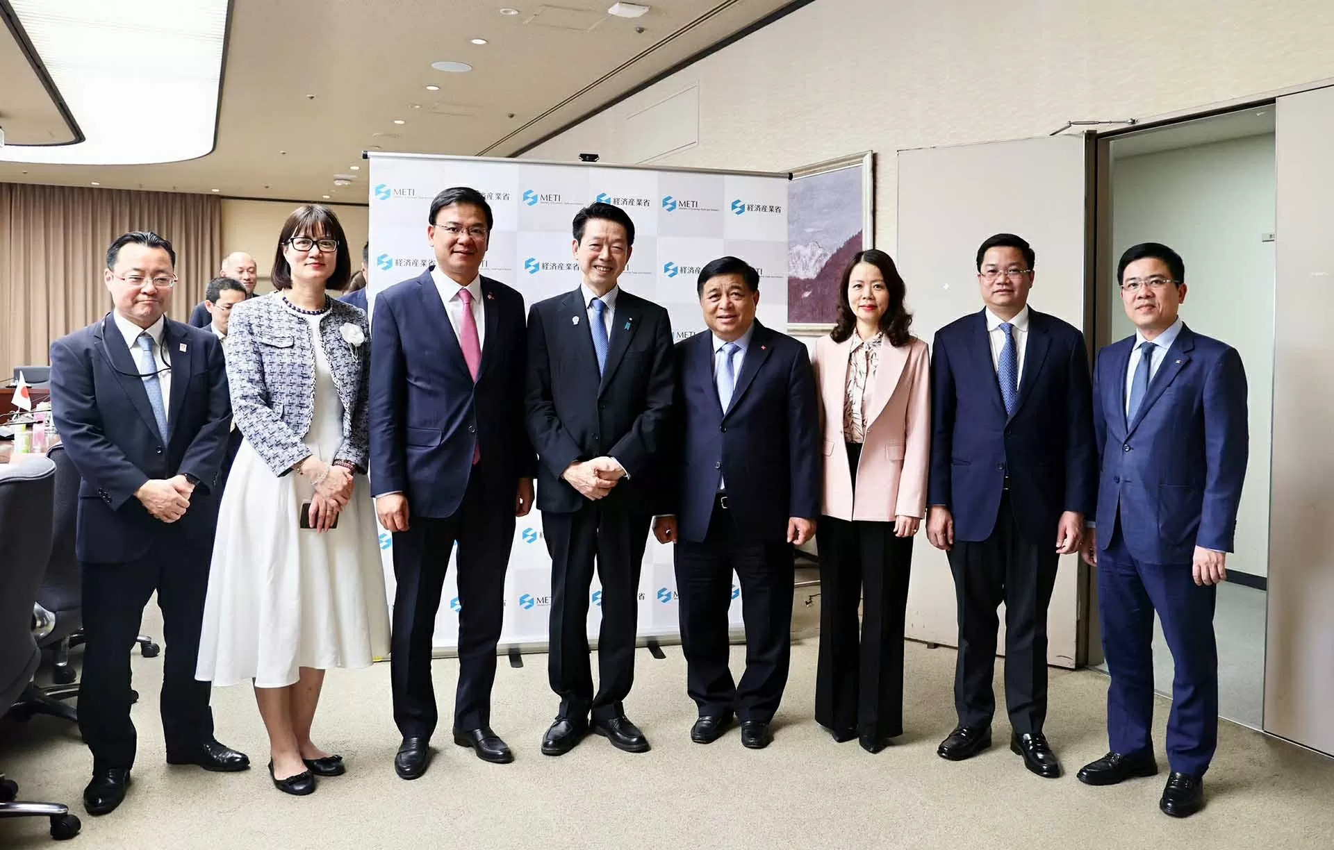 Việt Nam sẵn sàng và mong muốn hợp tác về nhân lực chất lượng cao với Nhật Bản