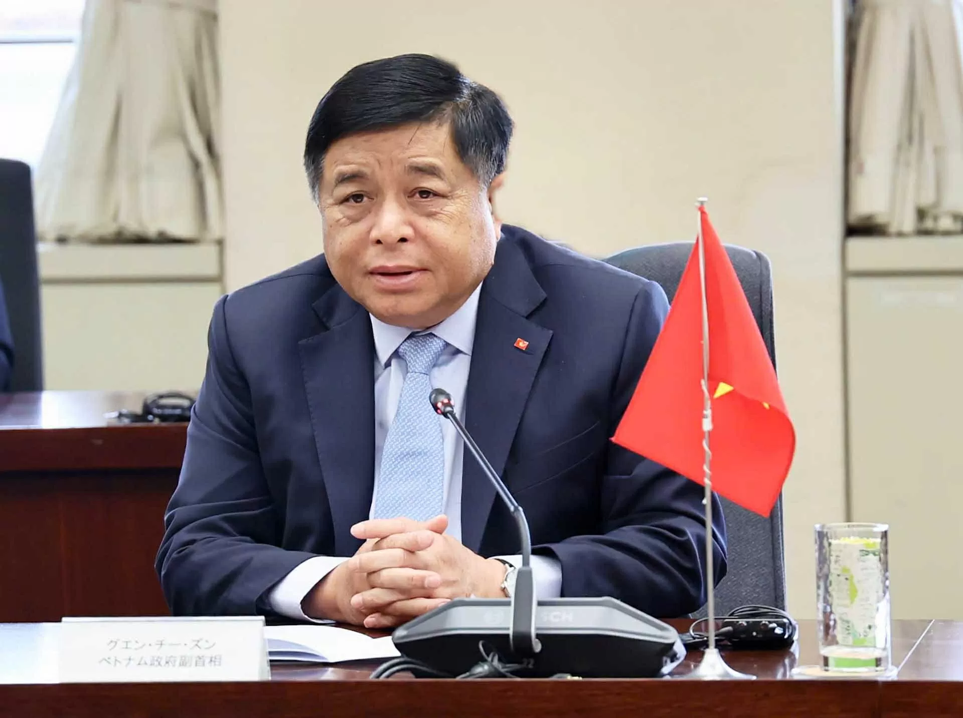 Phó Thủ tướng Nguyễn Chí Dũng tiếp Bộ trưởng Bộ Kinh tế, thương mại và công nghiệp Nhật Bản Muto Yoji.