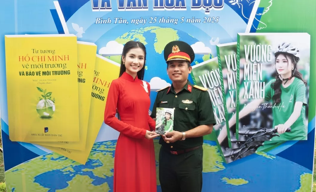 Hoa hậu Môi trường thế giới Nguyễn Thanh Hà tham gia lễ phát động Tết trồng cây đời đời nhớ ơn Bác Hồ Hoa hậu Môi trường thế giới Nguyễn Thanh Hà tham gia lễ phát động Tết trồng cây đời đời nhớ ơn Bác Hồ