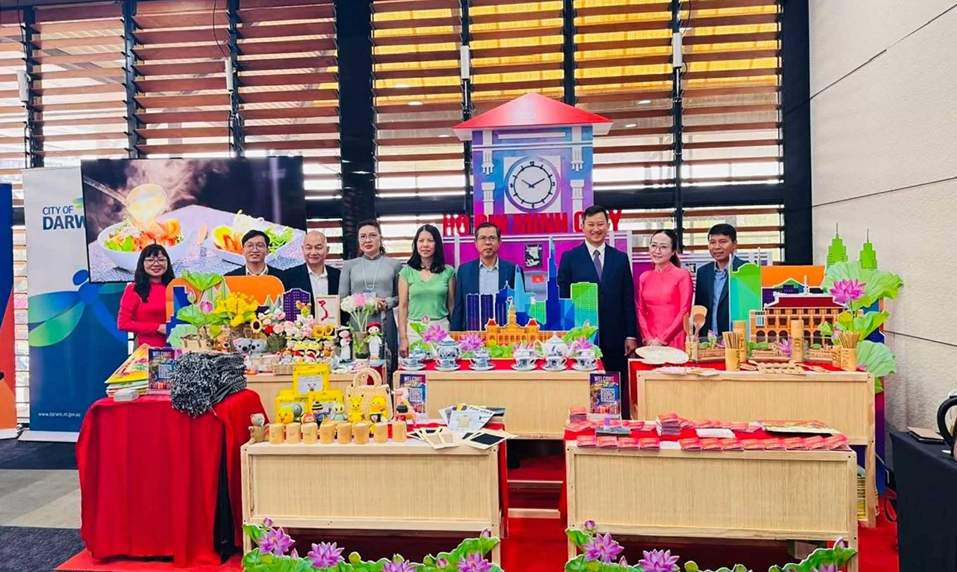 Đoàn đại biểu Thành phố Hồ Chí Minh tham dự sự kiện Darwin Fusion 2025 tại Australia Đoàn đại biểu Thành phố Hồ Chí Minh tham dự sự kiện Darwin Fusion 2025 tại Australia