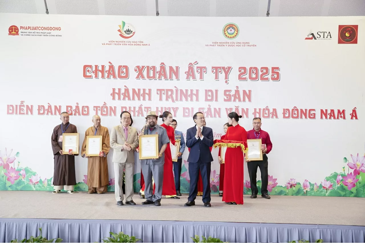 Nhà hoạt động xã hội tiêu biểu Asean Nguyễn Hoàng Sang trong chương trình “Hành trình di sản, diễn đàn bảo tồn phát huy di sản văn hóa Đông Nam Á.
