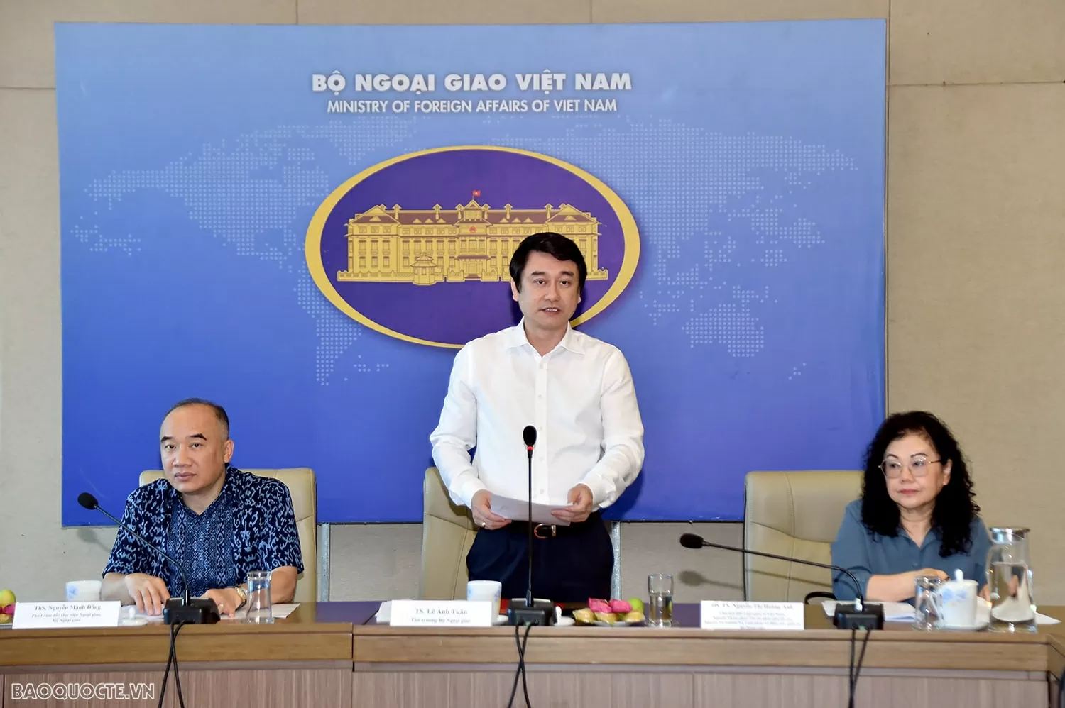 Tăng cường hiệu quả công tác ký kết và thực hiện cam kết quốc tế phục vụ phát triển đất nước Tăng cường hiệu quả công tác ký kết và thực hiện cam kết quốc tế phục vụ phát triển đất nước