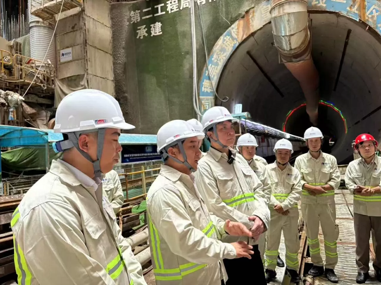 Thúc đẩy hợp tác thiết thực và hiệu quả giữa các doanh nghiệp Việt Nam-Trung Quốc trong lĩnh vực hạ tầng giao thông Thúc đẩy hợp tác thiết thực và hiệu quả giữa các doanh nghiệp Việt Nam-Trung Quốc trong lĩnh vực hạ tầng giao thông