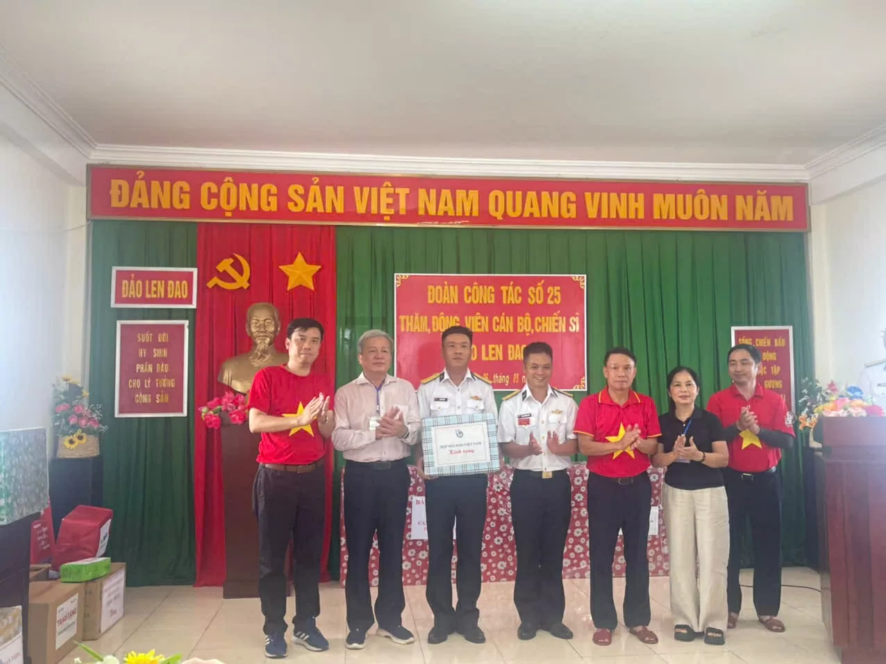 Thăm Trường Sa: Chuyến công tác đặc biệt của Hội Nhà báo Việt Nam