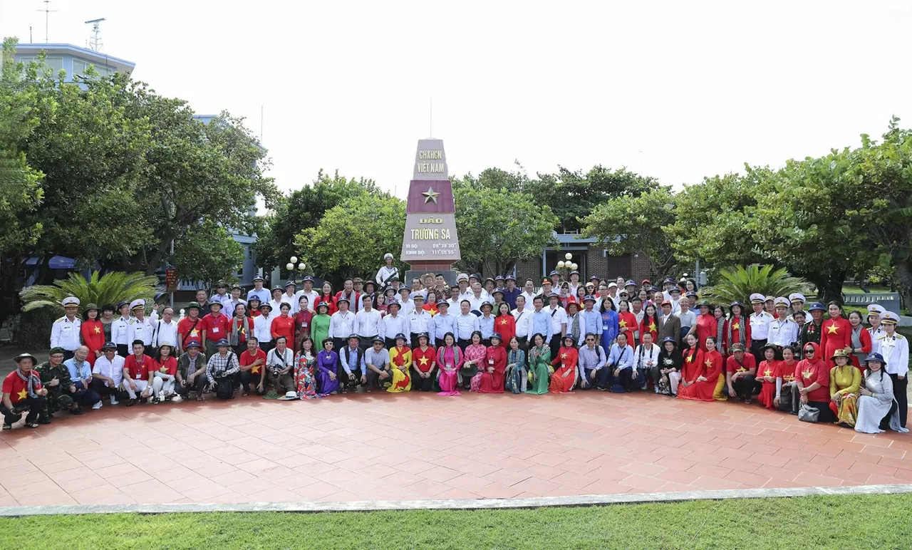 Thăm Trường Sa: Chuyến công tác đặc biệt của Hội Nhà báo Việt Nam