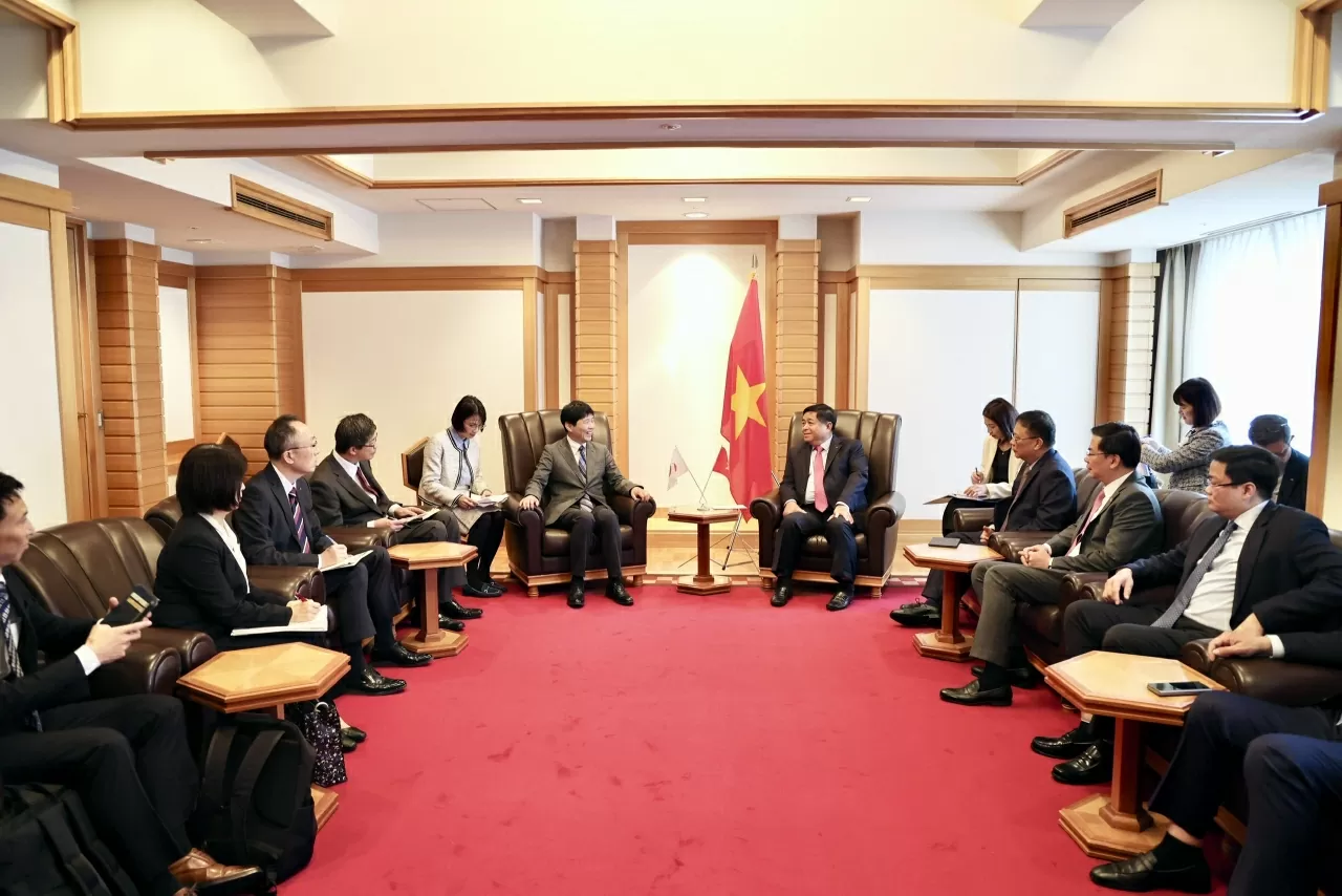 Đoàn đại biểu Đảng Cộng sản Việt Nam tham dự cuộc họp lần thứ 43 Ủy ban Thường trực ICAPP và hội nghị An ninh Á-Âu