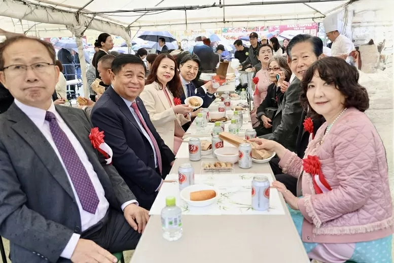 Lễ hội Việt Nam tại Nhật Bản: Kết nối văn hóa và cộng đồng Lễ hội Việt Nam tại Nhật Bản: Kết nối văn hóa và cộng đồng