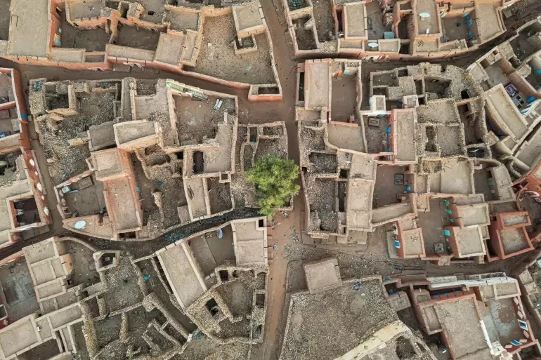 Báo động công tác bảo tồn di sản bản thảo trước đe dọa sa mạc hóa ở Oualata, Mauritanie Báo động công tác bảo tồn di sản bản thảo trước đe dọa sa mạc hóa ở Oualata, Mauritanie