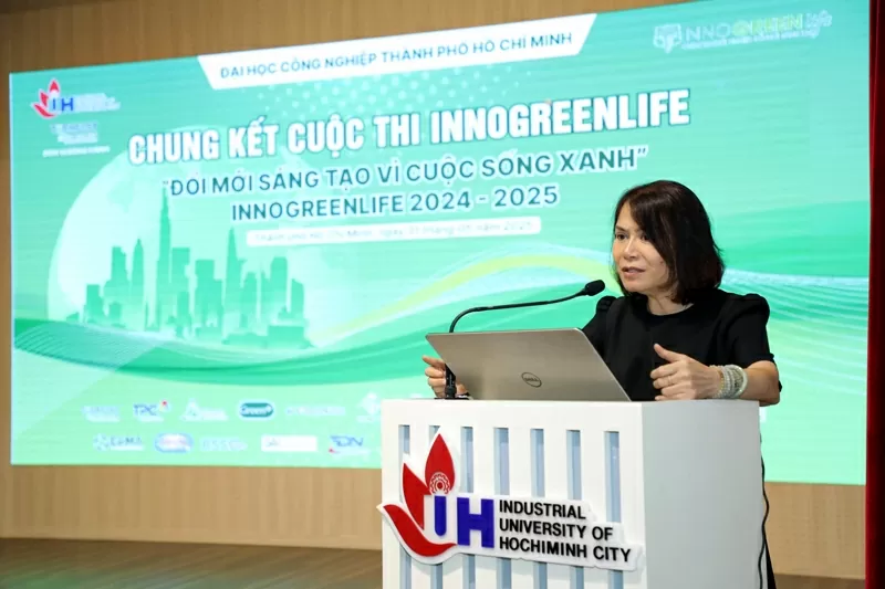 PGS.TS Đàm Sao Mai – Phó Hiệu trưởng Trường Đại học Công nghiệp TP. Hồ Chí Minh phát biểu khai mạc chương trình PGS.TS Đàm Sao Mai – Phó Hiệu trưởng Trường Đại học Công nghiệp TP. Hồ Chí Minh phát biểu khai mạc chương trình
