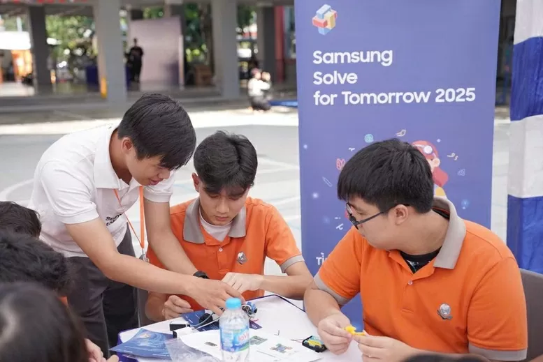 Khởi động cuộc thi Samsung Solve for Tomorrow tại khu vực phía Nam Khởi động cuộc thi Samsung Solve for Tomorrow tại khu vực phía Nam