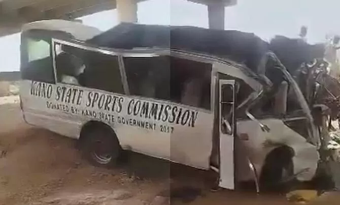 Một vụ tai nạn xe buýt xảy ra trên đường cao tốc ở miền Bắc Nigeria hôm 31/5 đã khiến 21 người thiệt mạng, trong đó phần lớn là vận động viên trở về từ một giải đấu thể thao quốc gia. (Nguồn: X)