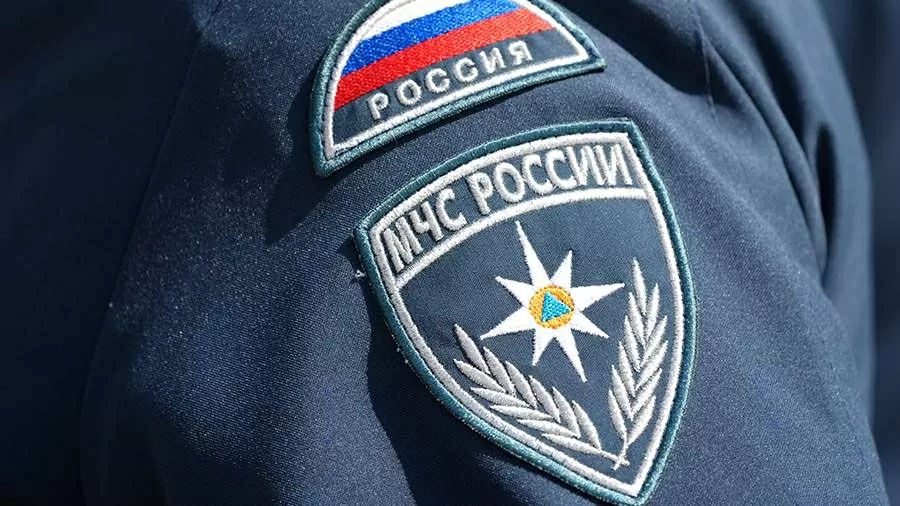 Nổ bom phá hoại cầu ở Nga, tàu chở khách trật bánh, thương vong tăng dần, Moscow tích cực điều tra nguyên nhân.  (Nguồn: IZVESTIA)