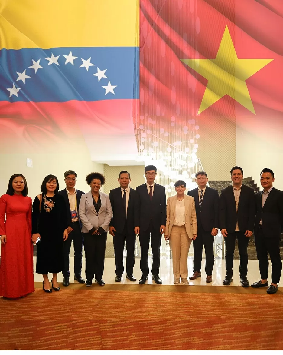 Phó Tổng thống, Bộ trưởng KHCN Gabriela Jimenez tiếp đoàn BỘ KHCN.jpg