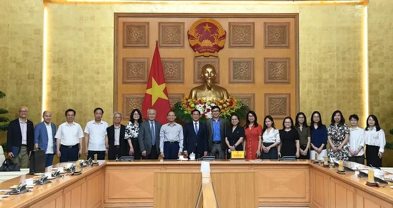 Phó Thủ tướng Bùi Thanh Sơn tiếp đoàn Tổ chức Khoa học và Chuyên gia Việt Nam toàn cầu Phó Thủ tướng Bùi Thanh Sơn tiếp đoàn Tổ chức Khoa học và Chuyên gia Việt Nam toàn cầu