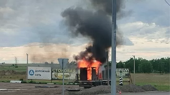 Không báo cho Mỹ, Ukraine tuyên bố tấn công hàng loạt căn cứ không quân Nga Không báo cho Mỹ, Ukraine tuyên bố tấn công hàng loạt căn cứ không quân Nga