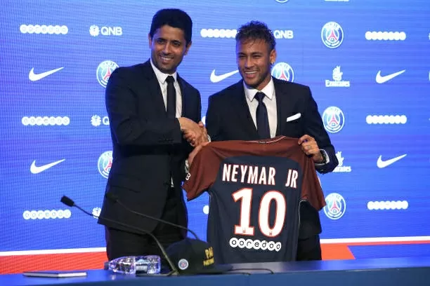 PSG đã chi gần 2,3 tỷ Euro cho cup bạc Champions League