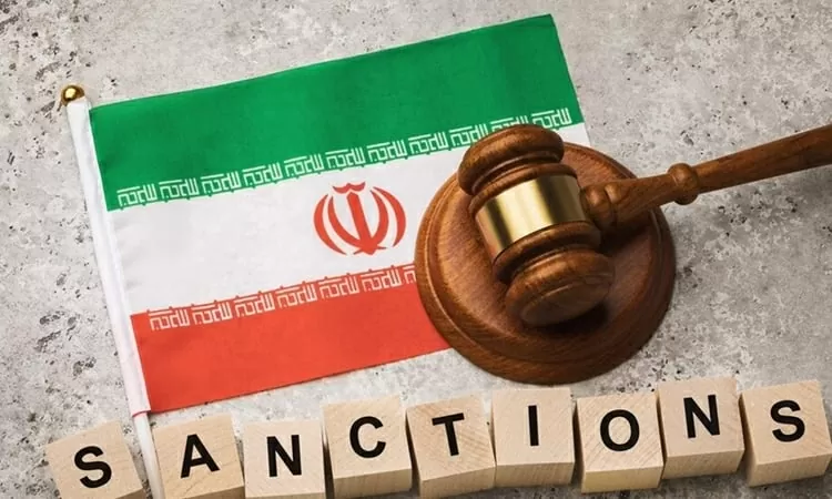 WSJ đưa tin Mỹ bất ngờ tạm ngưng mọi trừng phạt với Iran, Tehran chưa thấy thay đổi gì, chuẩn bị làm một điều với Washington WSJ đưa tin Mỹ bất ngờ tạm ngưng mọi trừng phạt với Iran, Tehran chưa thấy thay đổi gì, chuẩn bị làm một điều với Washington