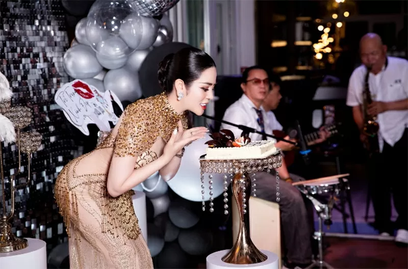 Nữ hoàng Doanh nhân Giang Lee - CEO của Thẩm mỹ viện Giang Lee Korea và Nha khoa thẩm mỹ Belux Smile.