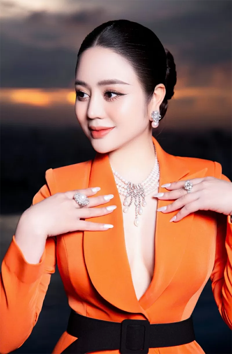 Nữ hoàng Doanh nhân Giang Lee - CEO của Thẩm mỹ viện Giang Lee Korea và Nha khoa thẩm mỹ Belux Smile.