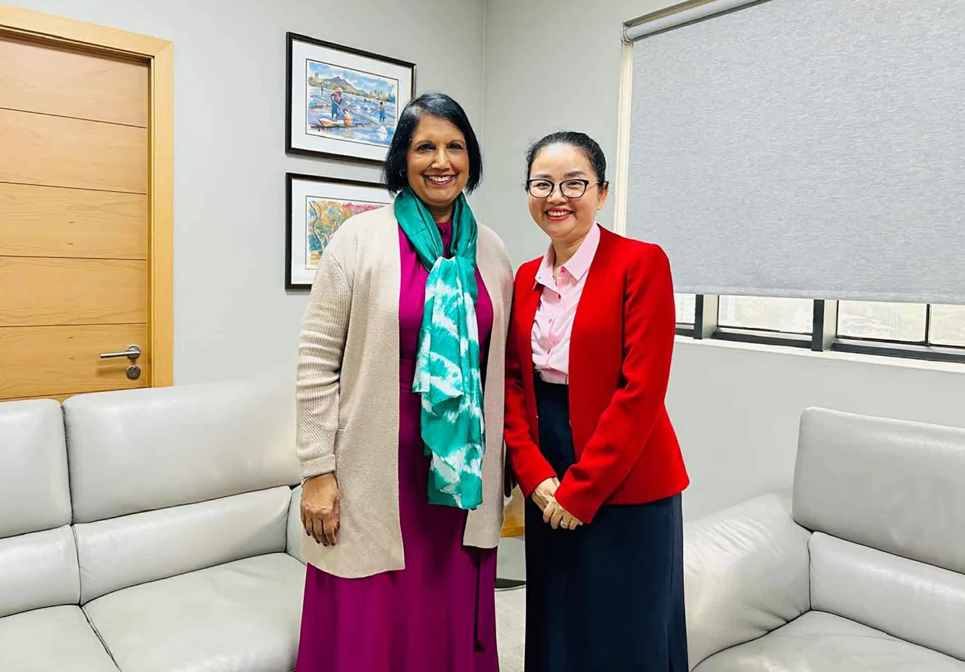 Đại sứ Trần Thị Thu Thìn trình Thư ủy nhiệm lên Tổng thống Cộng hòa Mauritius