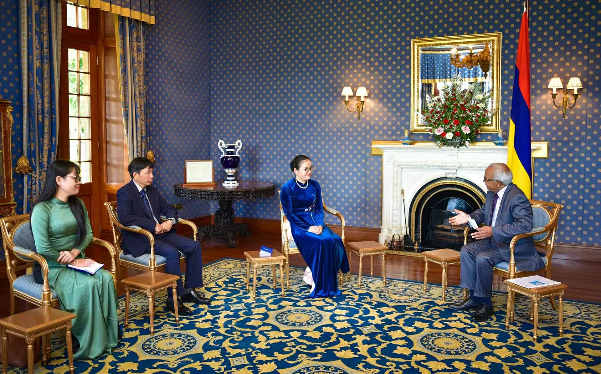 Đại sứ Trần Thị Thu Thìn trình Thư ủy nhiệm lên Tổng thống Cộng hòa Mauritius