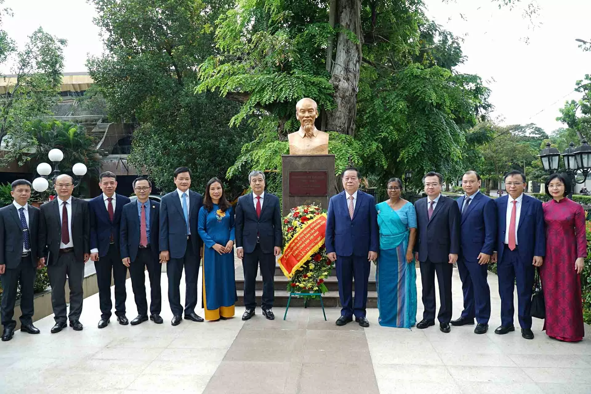 Đoàn đại biểu Đảng Cộng sản Việt Nam thăm và làm việc tại Sri Lanka