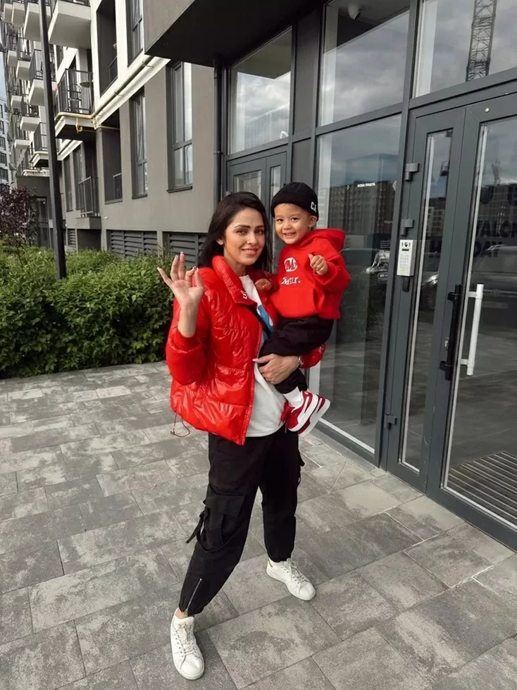 Vợ và con trai thủ môn Bùi Tiến Dũng