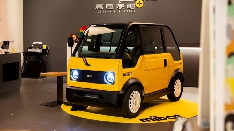 Cận cảnh xe điện tí hon mibot vừa trình làng tại Nhật Bản, giá 180 triệu đồng