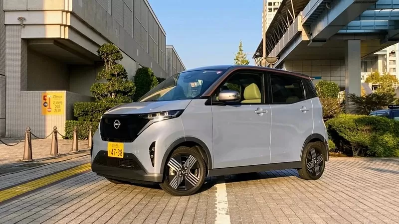 Nissan Sakura hiện là mẫu xe điện bán chạy nhất tại Nhật Bản Nissan Sakura hiện là mẫu xe điện bán chạy nhất tại Nhật Bản
